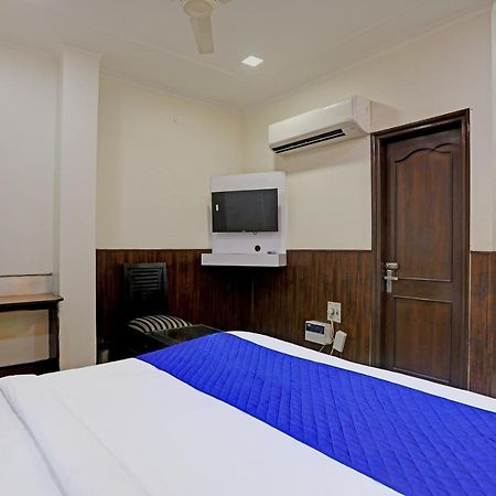 Hotel Grand Tushar - Ghaziabad Railway Station Exterior foto