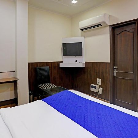 Hotel Grand Tushar - Ghaziabad Railway Station Exterior foto