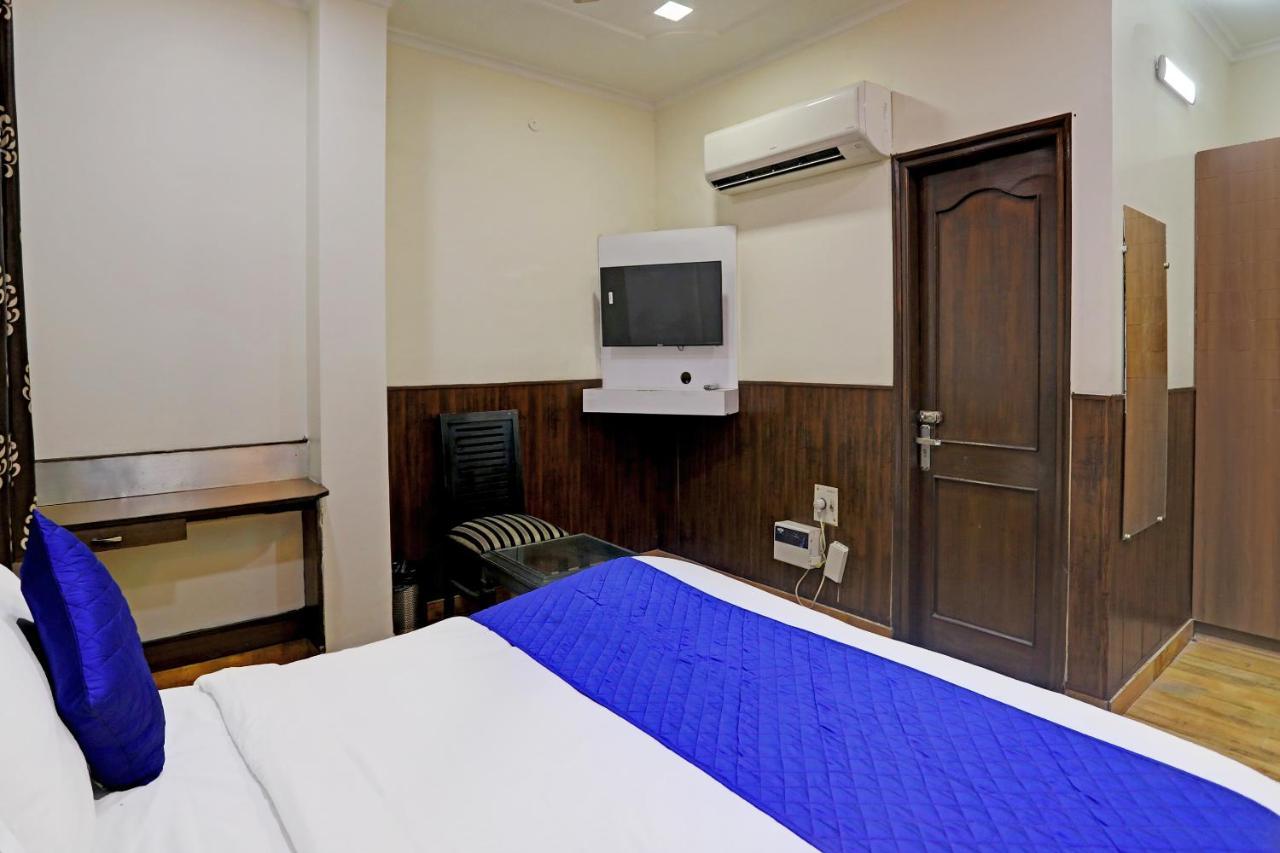 Hotel Grand Tushar - Ghaziabad Railway Station Exterior foto