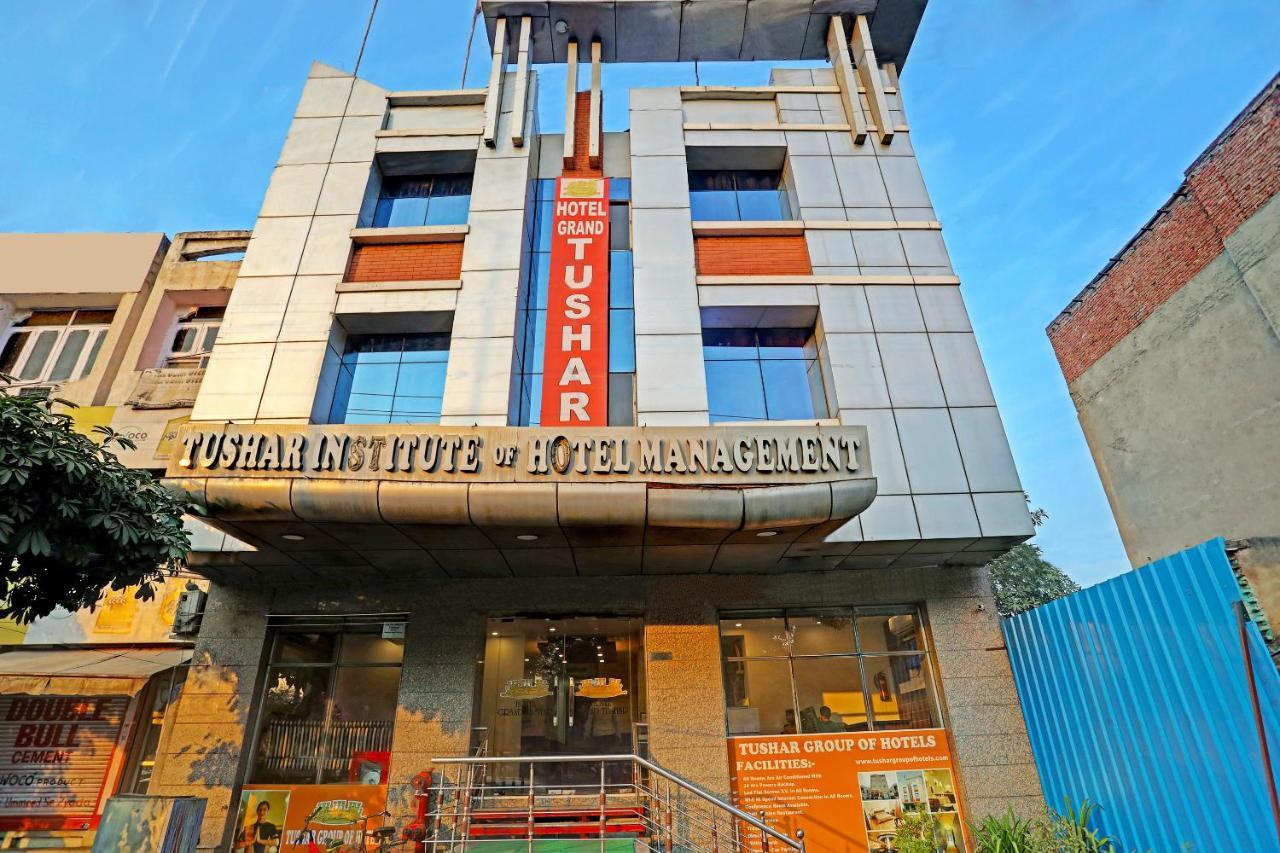 Hotel Grand Tushar - Ghaziabad Railway Station Exterior foto