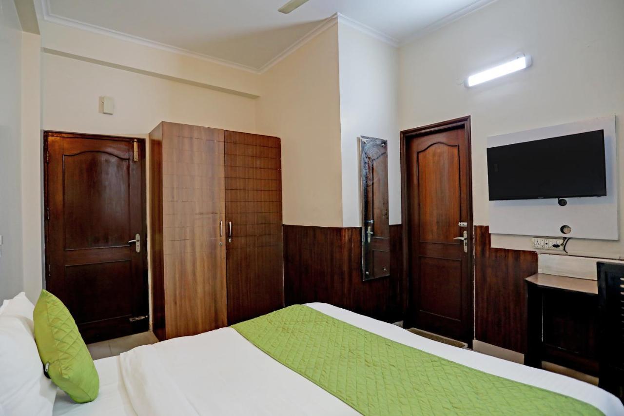 Hotel Grand Tushar - Ghaziabad Railway Station Exterior foto