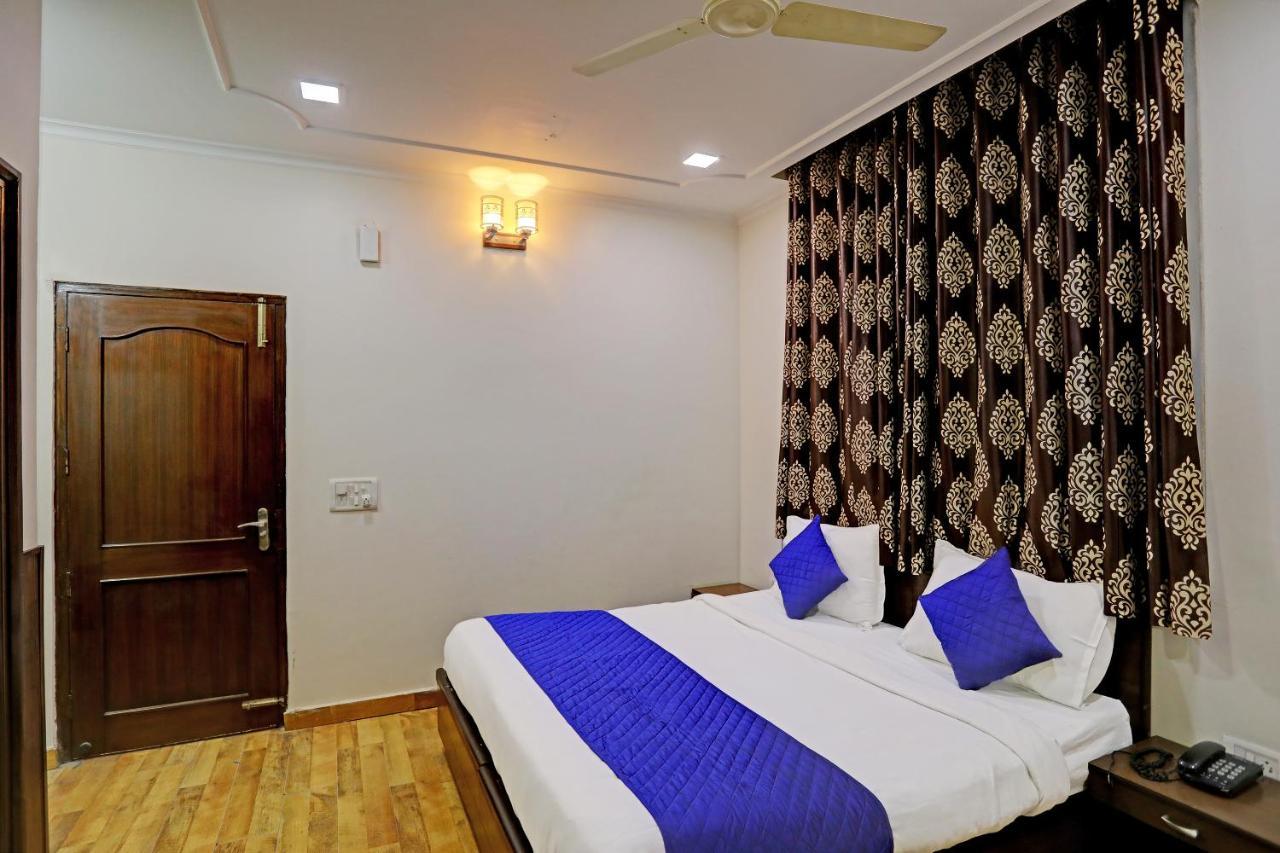 Hotel Grand Tushar - Ghaziabad Railway Station Exterior foto